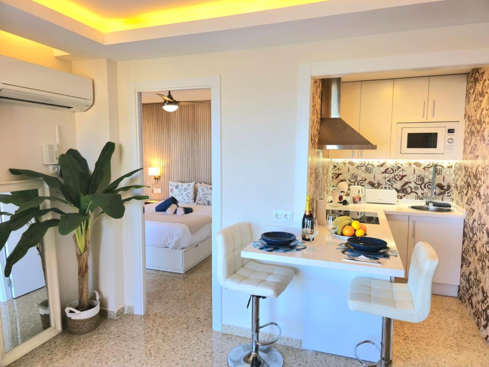 Seaview Retreat Torremolinos City Center, With Pool And Amazing Views By Namaste Elite Extérieur photo