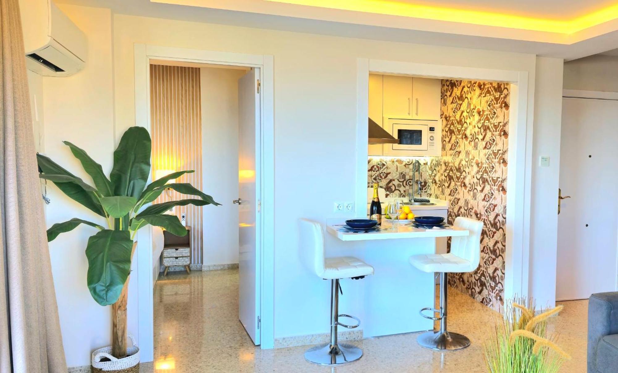 Seaview Retreat Torremolinos City Center, With Pool And Amazing Views By Namaste Elite Extérieur photo