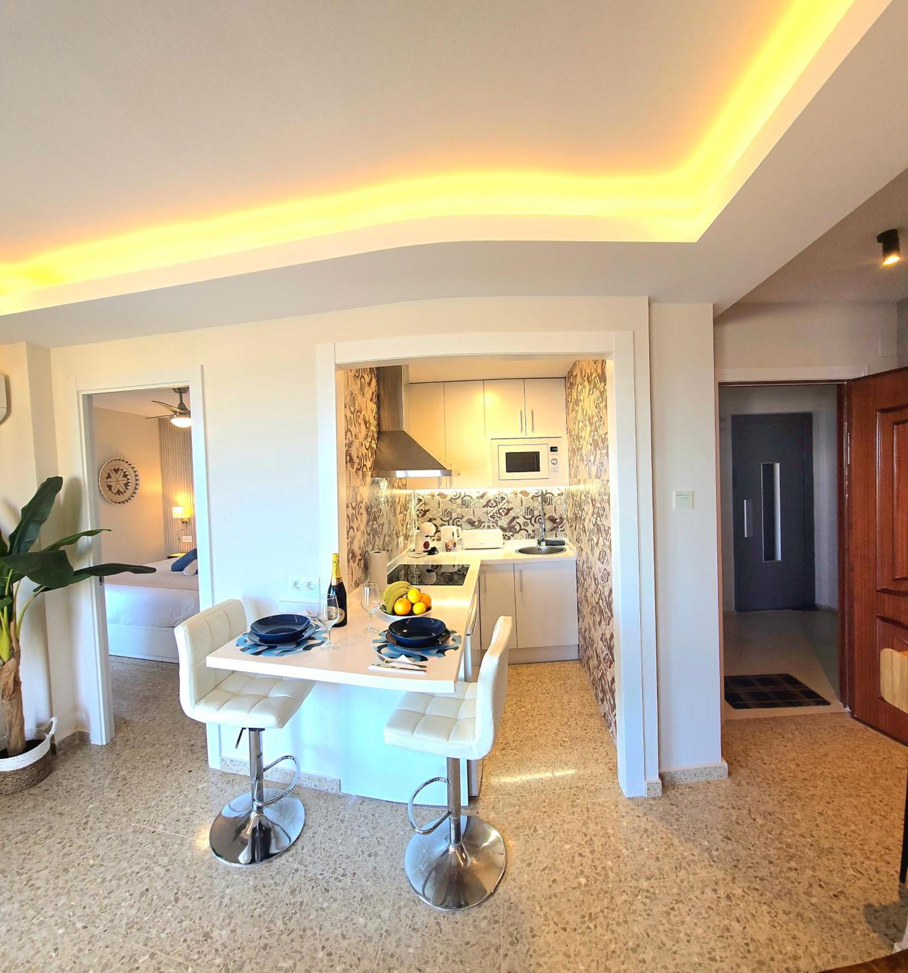 Seaview Retreat Torremolinos City Center, With Pool And Amazing Views By Namaste Elite Extérieur photo